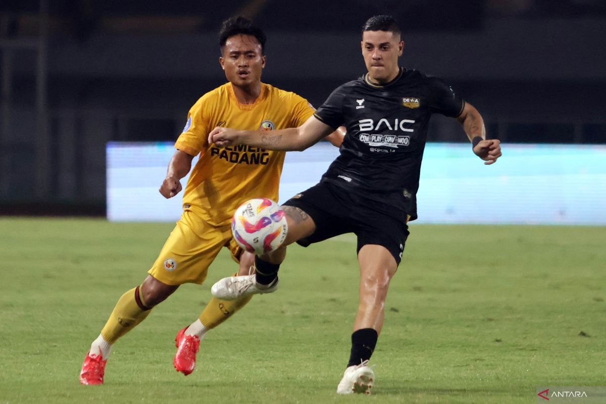 Alexis Messidoro Siapkan Mental Menjelang Pertandingan Melawan Persis Solo