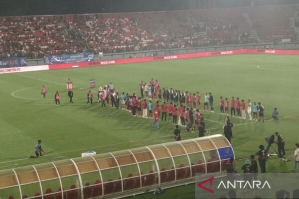 Farewell Event for Stefano Cugurra Held by Bali United