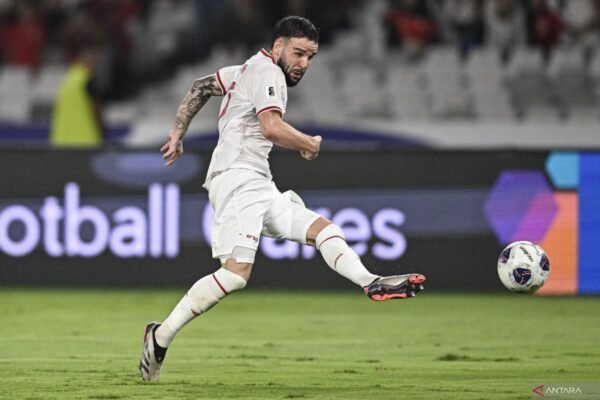Lille Mengajukan Tawaran untuk Datangkan Calvin Verdonk Lille Mengajukan Tawaran untuk Datangkan Calvin Verdonk