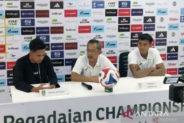 Pelatih Persela Mengkritik Ketidakcocokan Lini Depan Setelah Kalah Dari Deltras