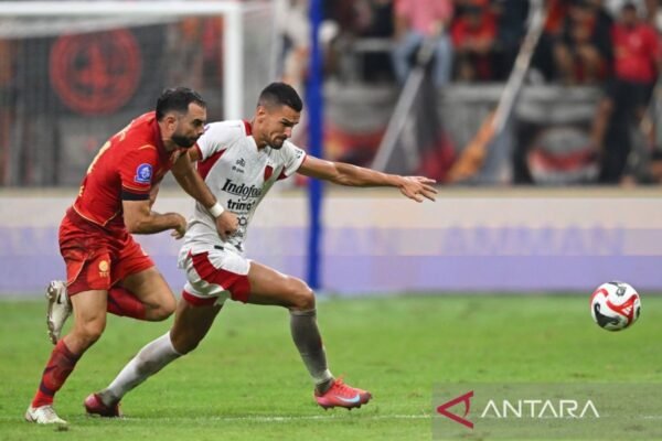 Ketegangan Terangkat: Kunci Kesuksesan Persija di Babak Kedua